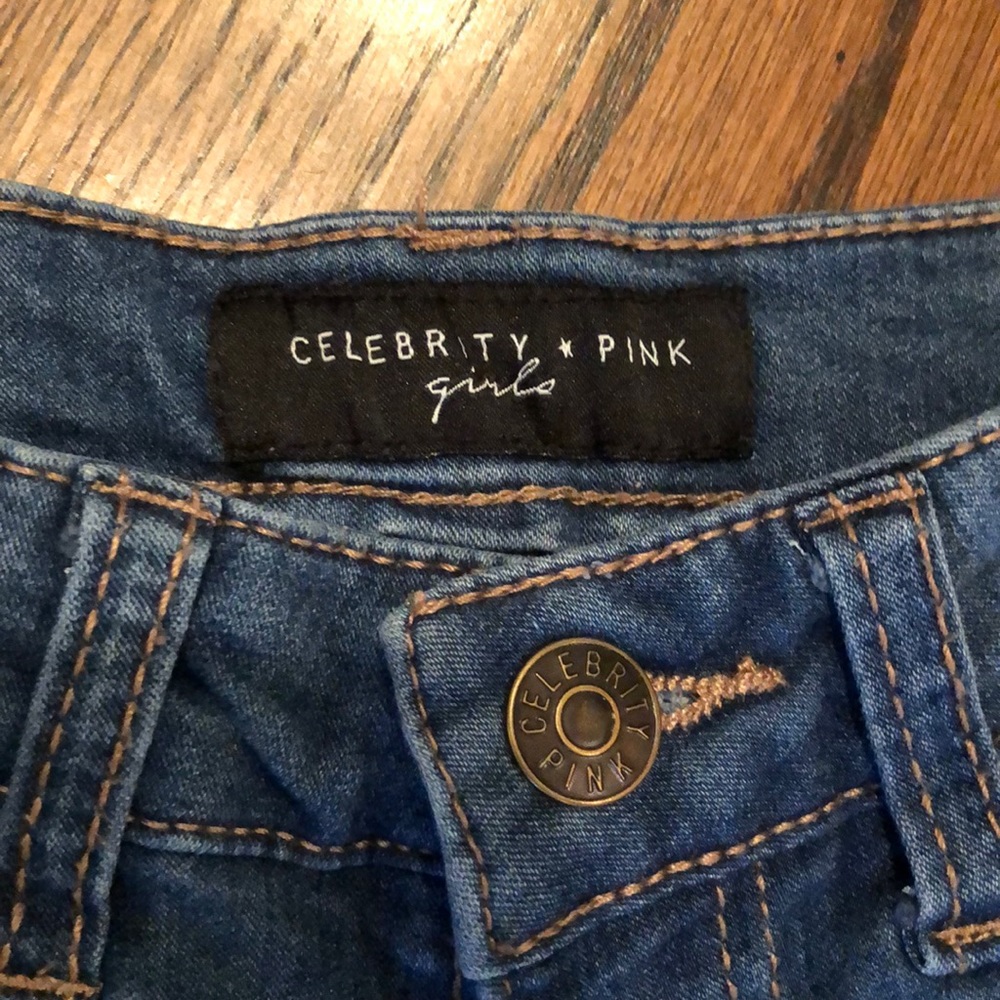 Jeans - Picture 2 of 4